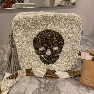 MOYNA hand beaded skull crossbody!!